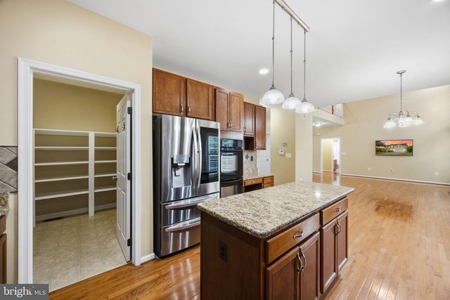 3 GALLERY RD, Stafford, VA 22554