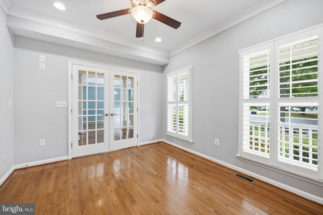 3 GALLERY RD, Stafford, VA 22554