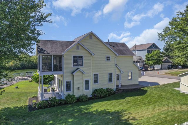 40 Beacon Light Lane, Buckeye Lake, OH 43008