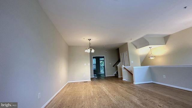 522 TAILGATE TER, Landover, MD 20785