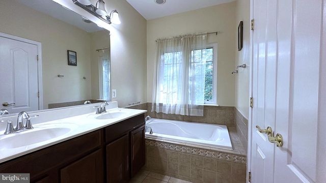 522 TAILGATE TER, Landover, MD 20785