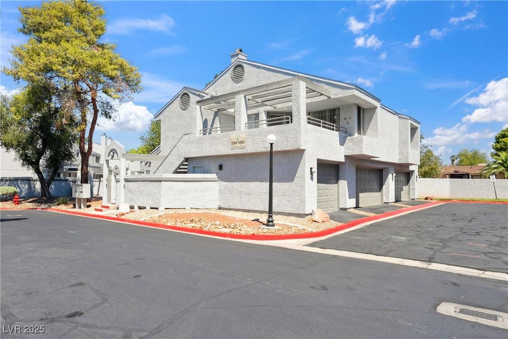 Image 6 of property listing at 5564 Orchard Lane 0, Las Vegas, NV 89110