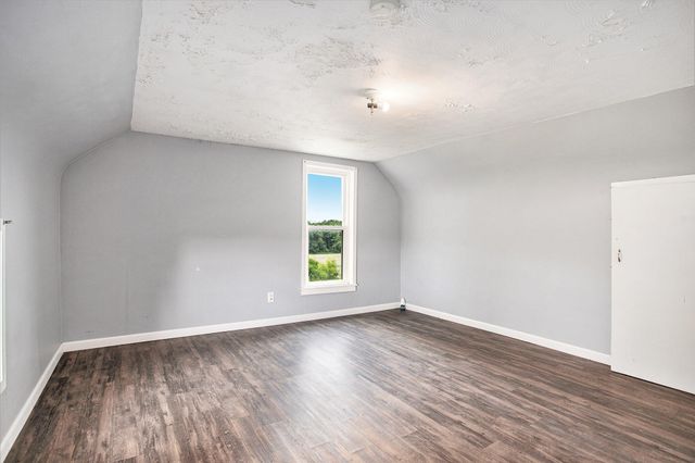 7814 M-79, Nashville, MI 49073