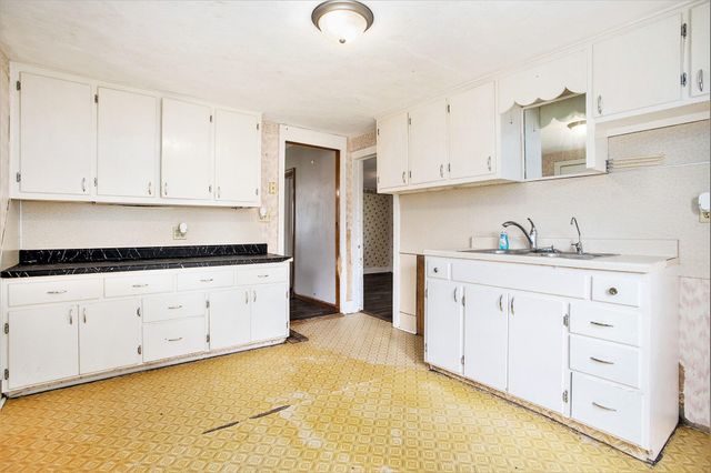 7814 M-79, Nashville, MI 49073