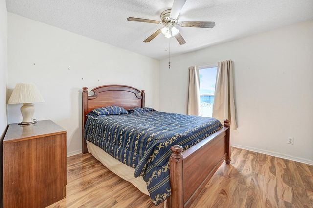 1180 Goldenrod Circle NE, Palm Bay, FL 32905