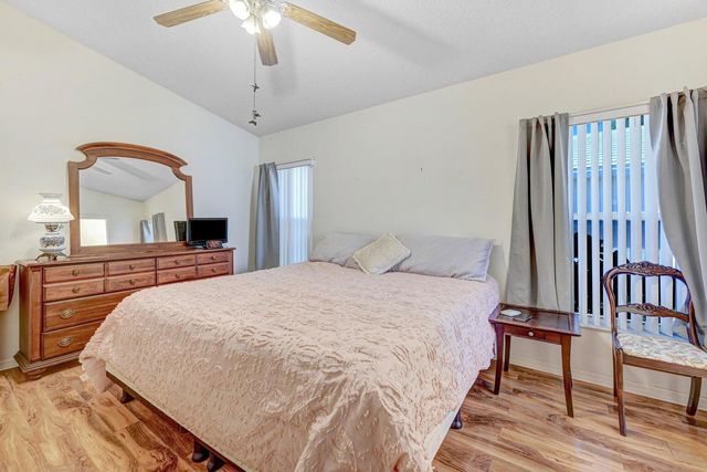 1180 Goldenrod Circle NE, Palm Bay, FL 32905