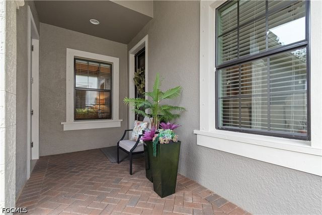 4610 Waterscape LN, Fort Myers, FL 33966