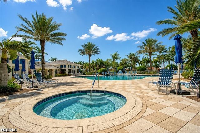 4610 Waterscape LN, Fort Myers, FL 33966
