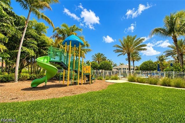 4610 Waterscape LN, Fort Myers, FL 33966