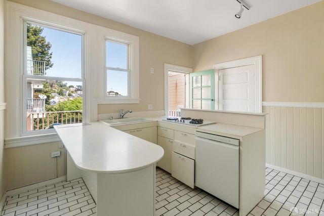4326 19th Street 4328, San Francisco, CA 94114