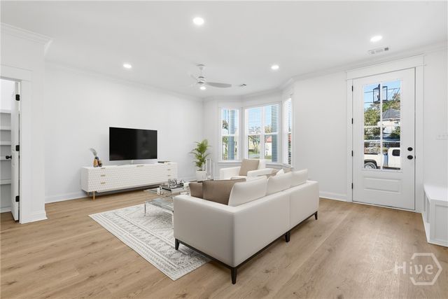 1203 E 34th Street, Savannah, GA 31404