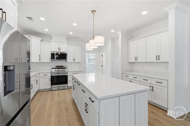 1203 E 34th Street, Savannah, GA 31404