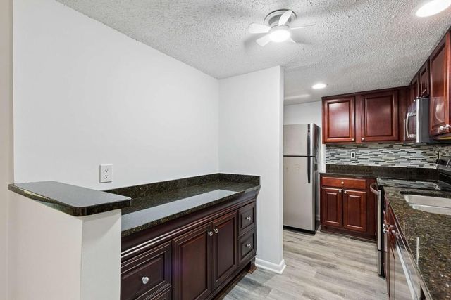 6900 Roswell Road Q6, Atlanta, GA 30328