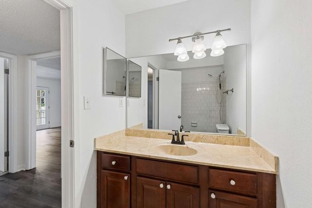 6900 Roswell Road Q6, Atlanta, GA 30328