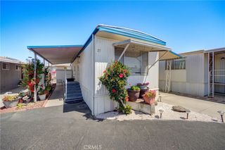 1095 W Mccoy Lane 27, Santa Maria, CA 93455