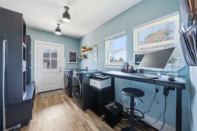 904 E College Street, Athens, TX 75751