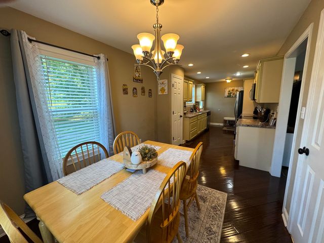 294 W West Water Street, Flemingsburg, KY 41041