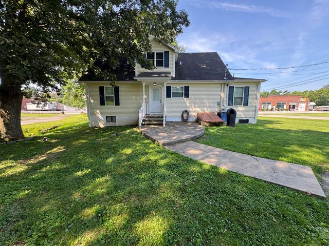 294 W West Water Street, Flemingsburg, KY 41041