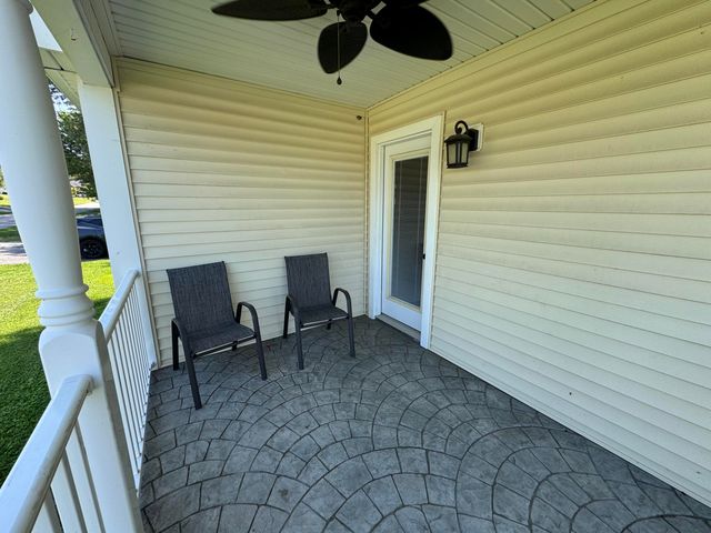 294 W West Water Street, Flemingsburg, KY 41041