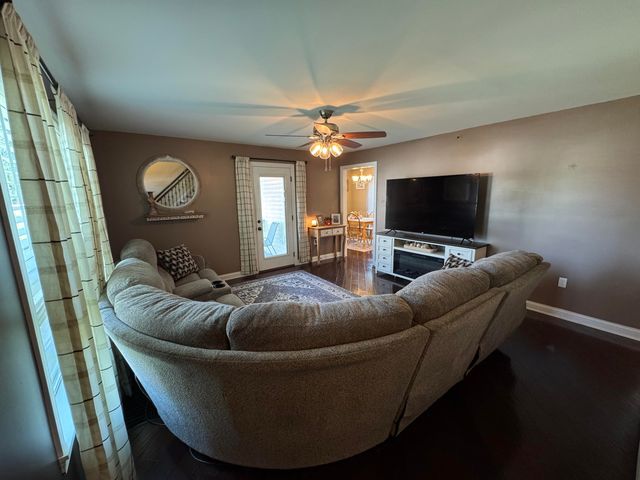 294 W West Water Street, Flemingsburg, KY 41041