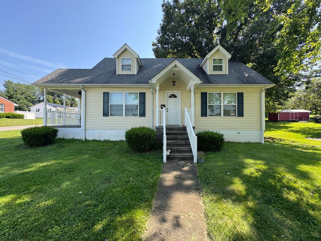 294 W West Water Street, Flemingsburg, KY 41041