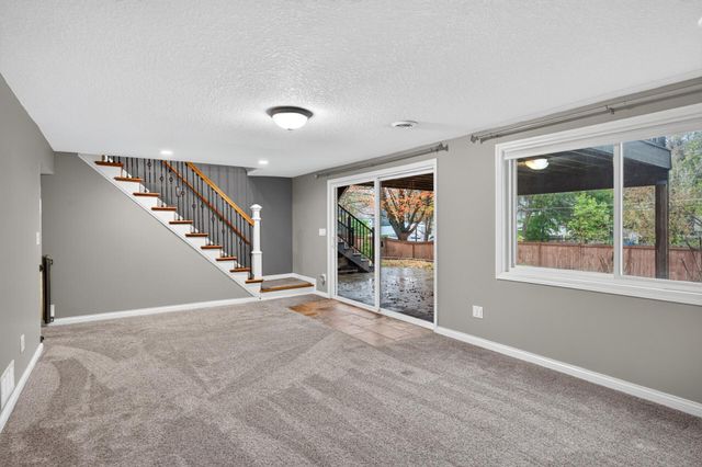 13615 Pleasant Lane, Burnsville, MN 55337
