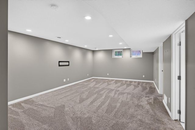 13615 Pleasant Lane, Burnsville, MN 55337