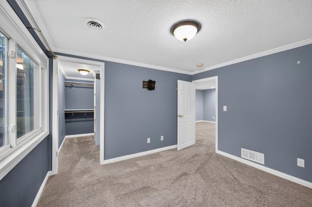 13615 Pleasant Lane, Burnsville, MN 55337