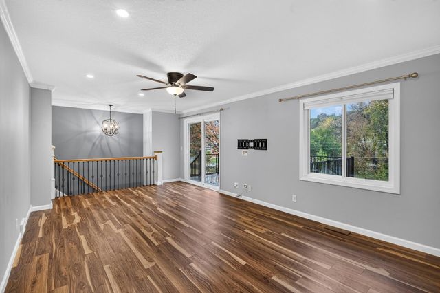 13615 Pleasant Lane, Burnsville, MN 55337
