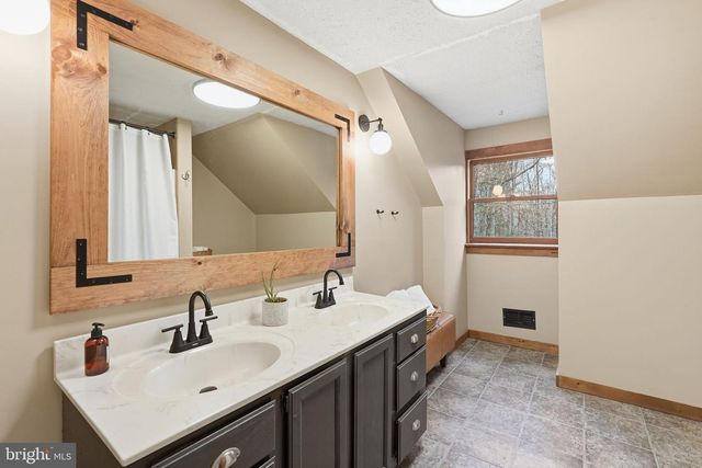 27292 PORTER DR, Mechanicsville, MD 20659