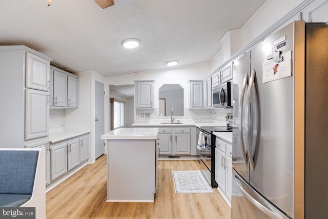 3202 JONQUIL LN, Middle River, MD 21220