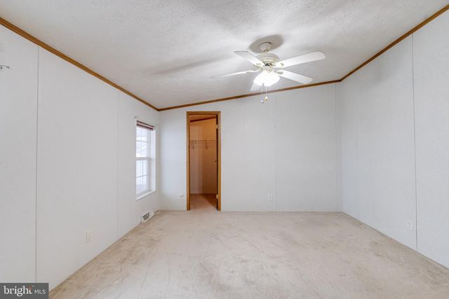 3202 JONQUIL LN, Middle River, MD 21220