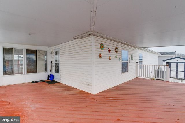 3202 JONQUIL LN, Middle River, MD 21220