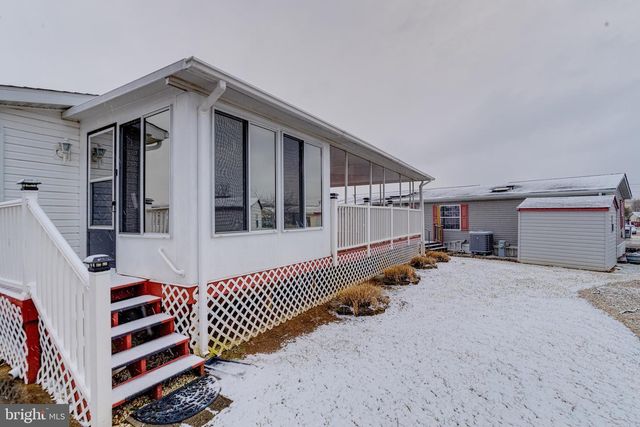 3202 JONQUIL LN, Middle River, MD 21220