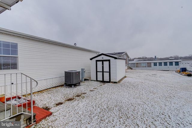 3202 JONQUIL LN, Middle River, MD 21220