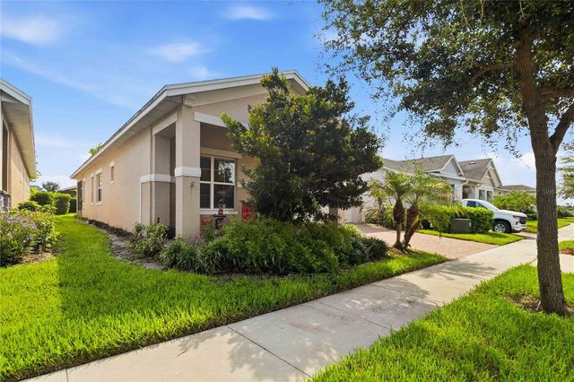 5023 SUNFALLS AVENUE, St Cloud, FL 34769