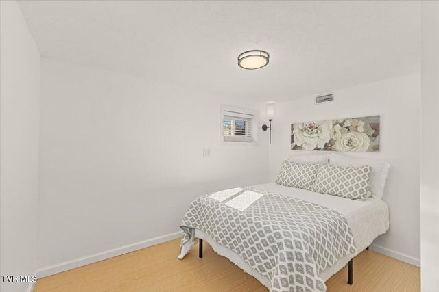 161 Grandview Road, Church Hill, TN 37642