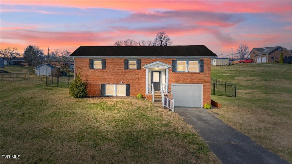 161 Grandview Road, Church Hill, TN 37642