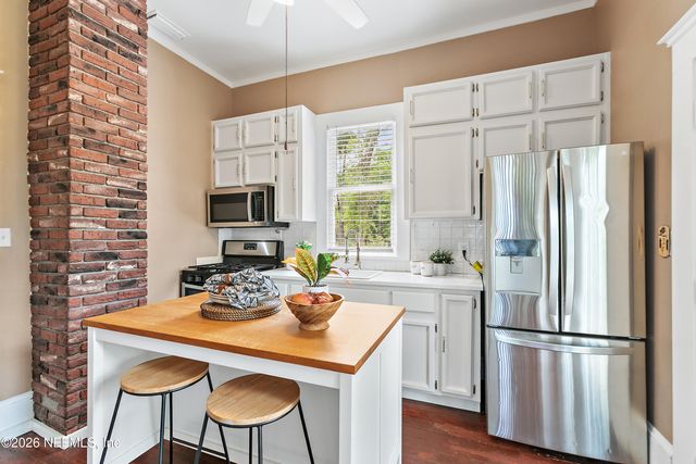 3691 OAK Street, Jacksonville, FL 32205