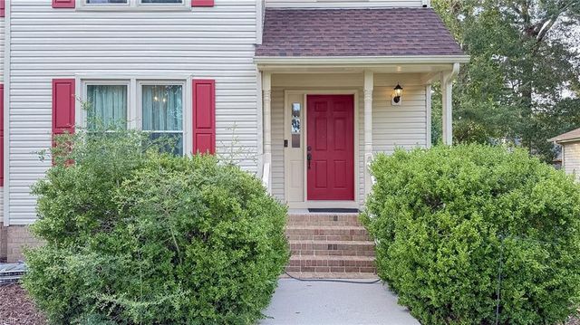 2713 Esplanade CT, Virginia Beach, VA 23456