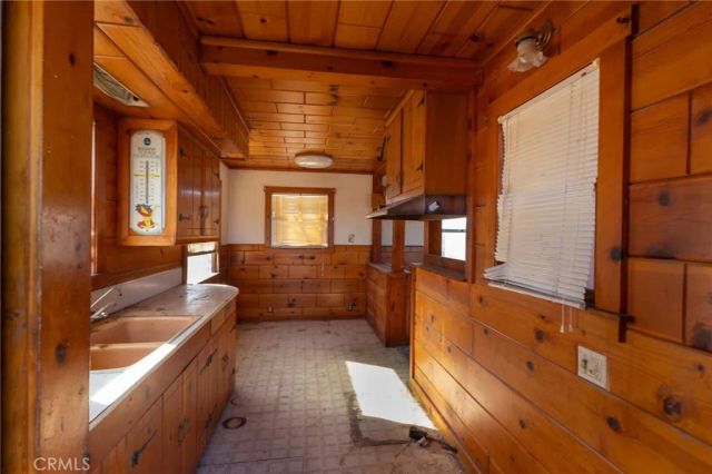 25640 Jasper, Barstow, CA 92311