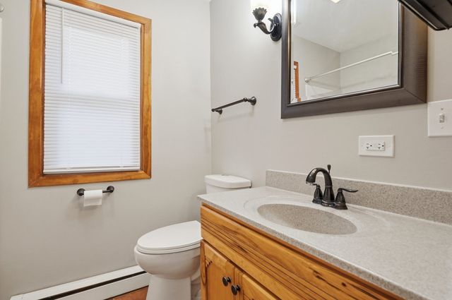 3008 Emily Lane, Mchenry, IL 60051