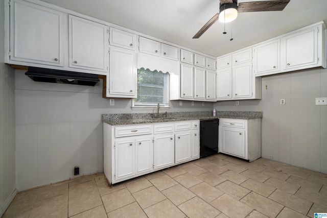 415 THOMAS STREET, Warrior, AL 35180