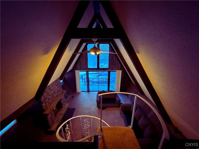 7777 Hallenbeck Road, Vienna, NY 13042