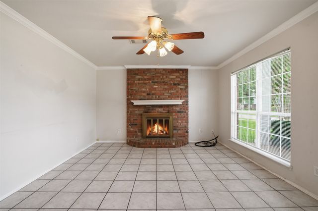 1037 Monarch Drive, Lewisville, TX 75067