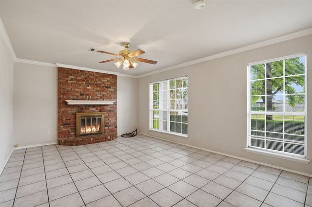 1037 Monarch Drive, Lewisville, TX 75067