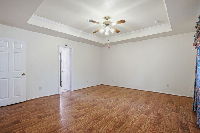 1037 Monarch Drive, Lewisville, TX 75067