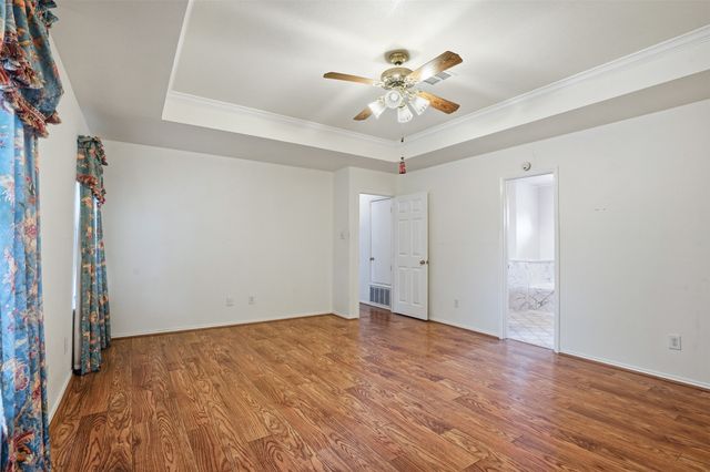 1037 Monarch Drive, Lewisville, TX 75067