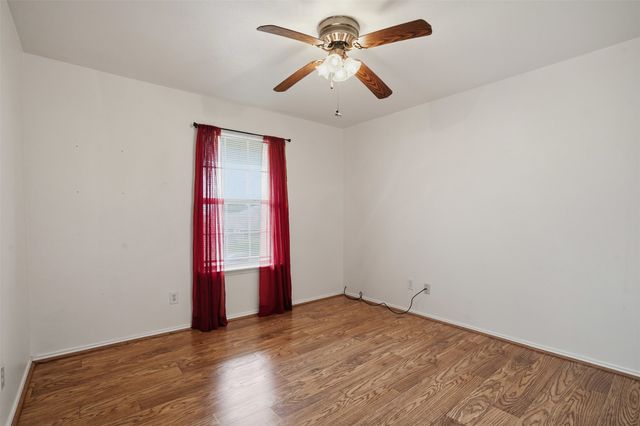 1037 Monarch Drive, Lewisville, TX 75067