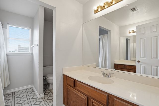 1037 Monarch Drive, Lewisville, TX 75067